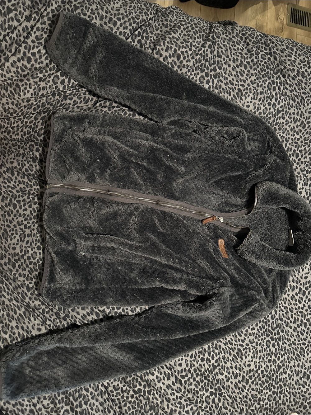 Women's Plush Zip-Front Jacket - Charcoal Gray